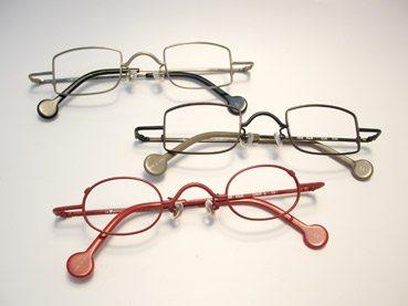 B111022laeyeworks1